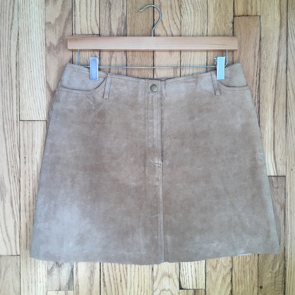Hugo Buscati Dresses & Skirts - Hugo Buscati Tan Genuine Suede Mini Skirt Medium